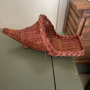 Woven Cornucopia Basket - Brown